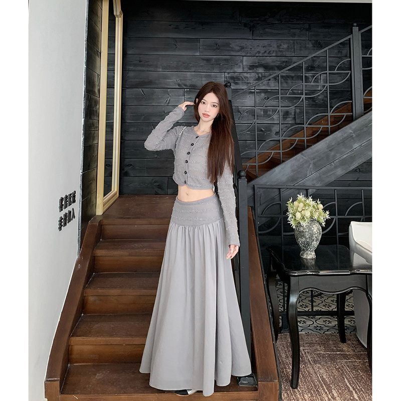 Gentle Style Outfit Set for Women, Niche Knitted Cardigan, Very Beautiful Two-Piece Set, Early Autumn New Style, Stunning Skirt