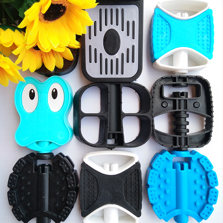 Stroller accessories pedal children's tricycle pedals children's car baby stroller front wheel mat footrest