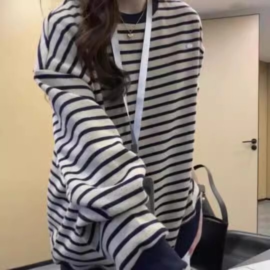 American-Style Oversized Striped Crew Neck Sweatshirt for Women, New Popular Loose Casual Knit Sweater Top for Autumn and Winter
