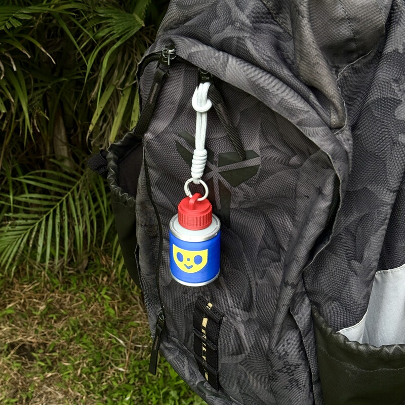 Wd40 Quirky Keychain, Fun and Portable Bag Accessory, Versatile Xiaohongshu Backpack Charm, Creative Keychain