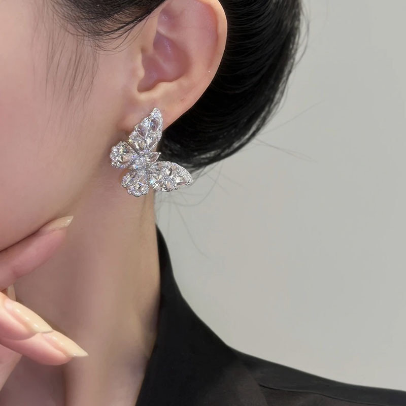 Outlet Discount Clearance S925 Silver Needle Full Diamond Inlaid Butterfly Earrings Fashionable and Exquisite Earrings with Elegance