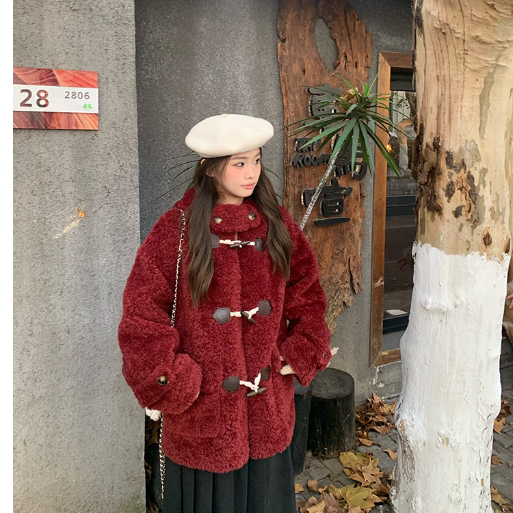 New Year's Angora Red Lamb Wool Plush Fur Integrated Women's Mid-Length Horn-Button Fur Coat with Hood
