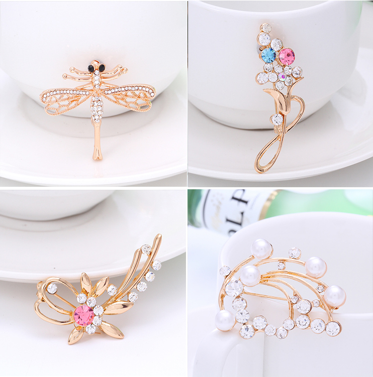 Ghi chú âm nhạc rhinestone Áo len nhỏ Suit cardigan Trâm Lady Crystal Brass Ngực Khóa Cape Nút Trang sức huy hiệu cài áo dễ thương