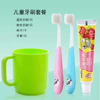 Розовая синяя зубная щетка, зубная паста