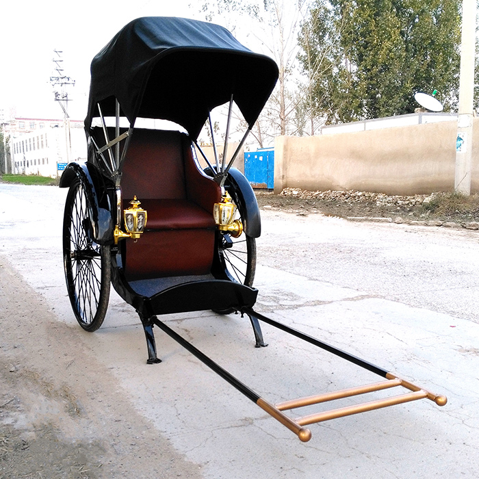 Antique wedding scenic spot solicitation film and television props human rickshaw exhibition hall decoration manufacturer scenic spot sightseeing retro car