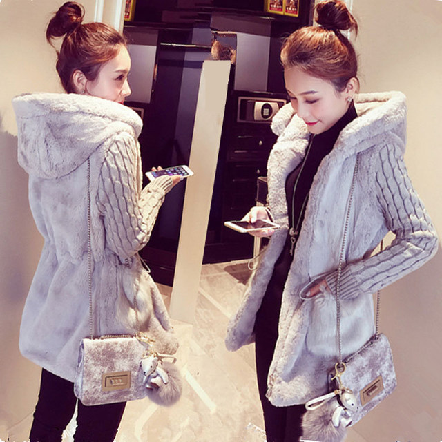 2022 autumn and winter temperament fashion knitted stitching plush coat imitation fur loose thickened warm coat with hood