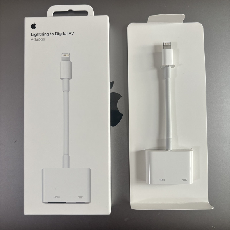 Apple iPhone / iPad Lightning Digital Audio Video Converter Lightning to Hdmi/To Digital Av