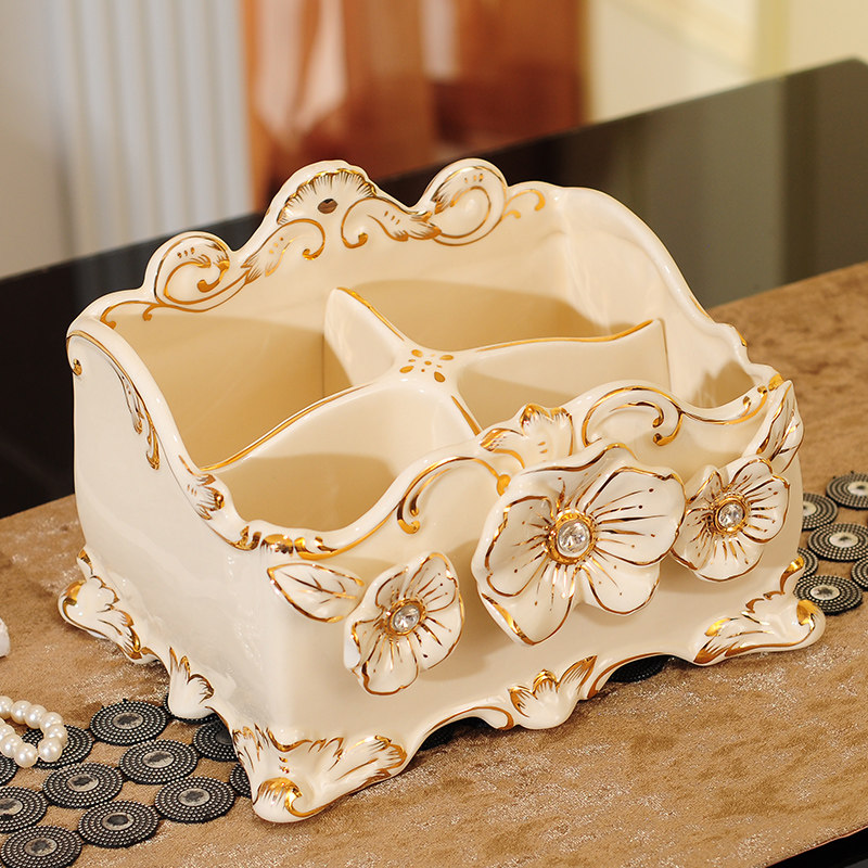 Creative desktop put remote control storage box European-style living room multi-functional coffee table finishing box sundries storage box ceramic