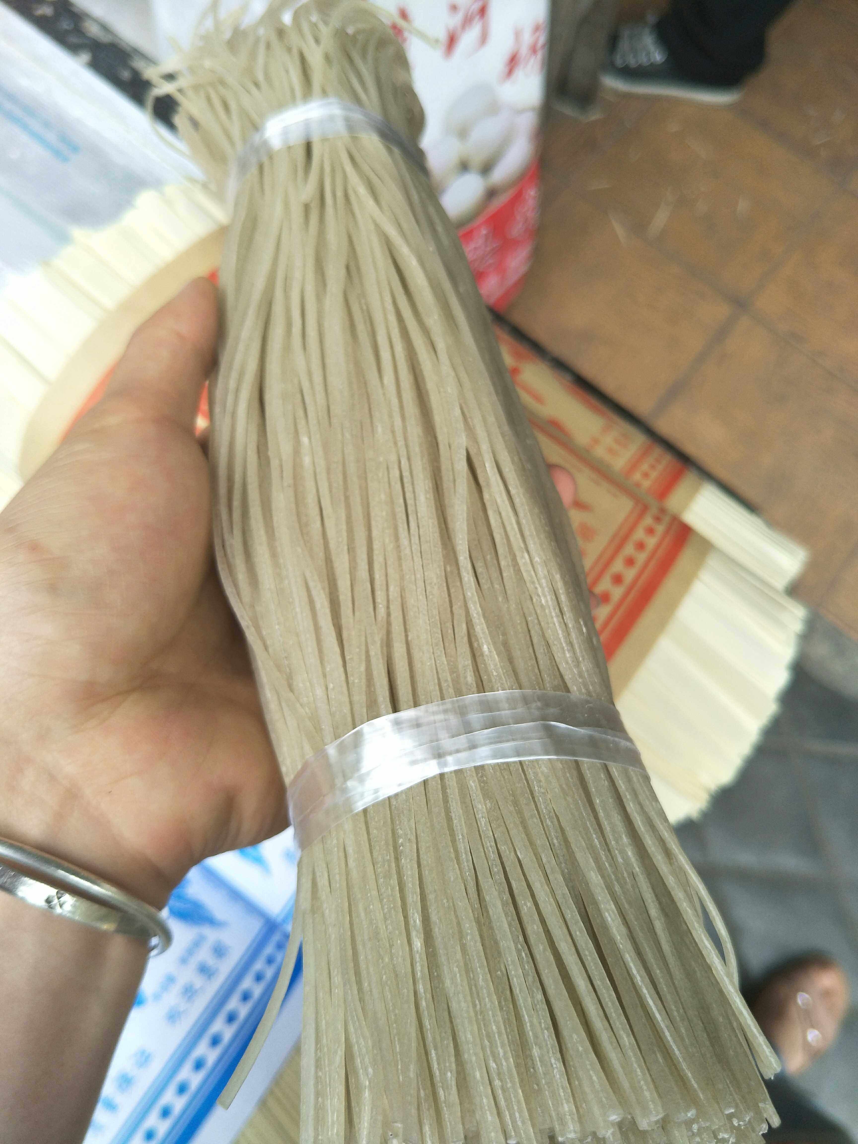 Yibin Gaoxian Yangtian red potato vermicelli pure handmade one pound