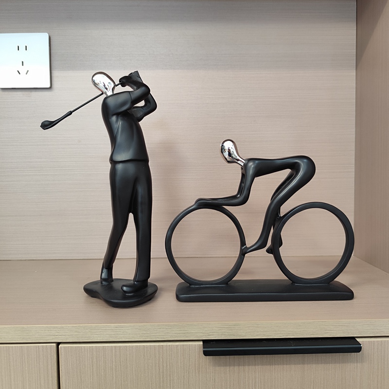 Nordic Minimalist Modern Black Sports Figure Model Ornament Home Decoration for Study and Living Room Personalized Display Piece