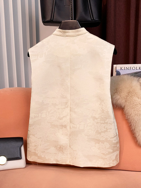 New Chinoiserie National Style Jacquard Buckle Sleeveless Vest for Women 2024 Spring & Fall New Elegant Waistcoat Vest Top