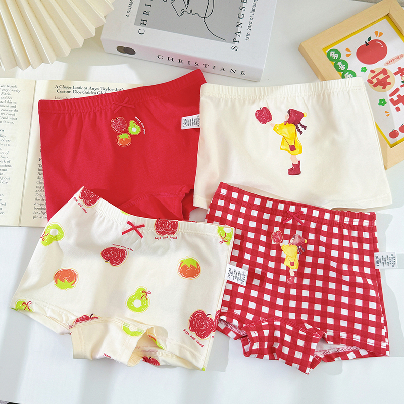 Girls' Underwear, Pure Cotton, Christmas and New Year Style, Baby Boxer Shorts, Small, Medium and Large Children's Red Underwear That Does Not Pinch the Buttocks Girls' Underwear, Pure Cotton, Christmas and New Year Style, Baby Boxer Shorts, Small, Medium and Large Children's Red Underwear That Does Not Pinch the Buttocks