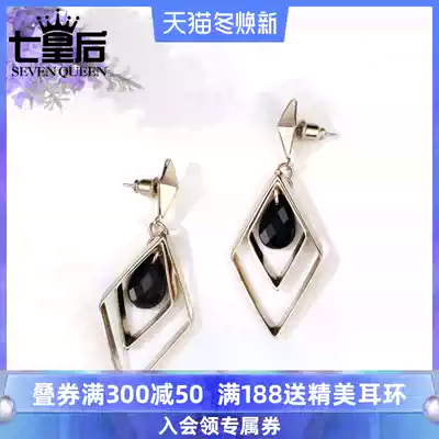 ins diamond-shaped earrings female Korean version Joker simple fashion long version pendant earrings trendy high-end earrings