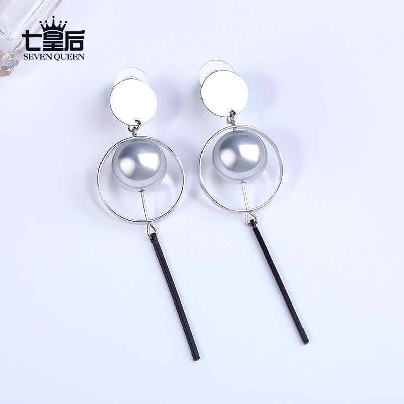 2020 new earrings women's long temperament tassel earrings high-end sense of the net red tide niche design sense cold wind