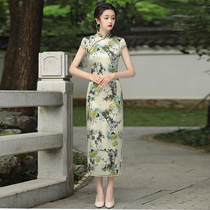 2022 New Genuine Silk Qipao Youngs Mother Dress Temperament High-end Improved Version China Wind Walk Show Performance