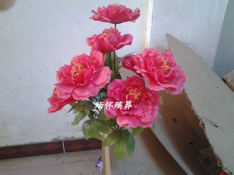 Funeral service memorial service funeral parlor uses Qingming flower bouquet five or seven flower pot silk flower paper flower rose paper live