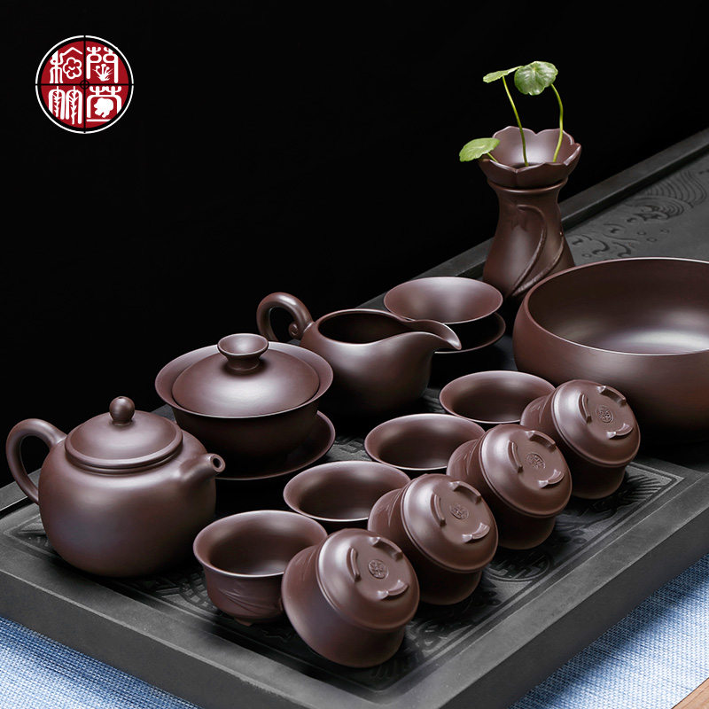 Household violet arenaceous kung fu tea set 6 people Chinese style restoring ancient ways is the gift box of a complete set of ceramic tea pot cup of office