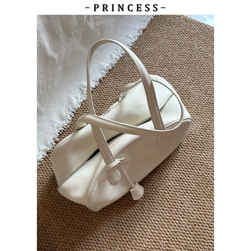 White Retro Tote Bag for Women 2026 New Large-Capacity Handbag with a High-End Feel, Light Luxury Niche Shoulder Bag White Retro Tote Bag for Women 2026 New Large-Capacity Handbag with a High-End Feel, Light Luxury Niche Shoulder Bag