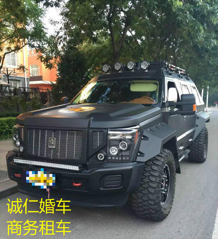 Wedding gift car rental Benz G55 rental G500 Mengfowl pickup for hire George Button Cherokee
