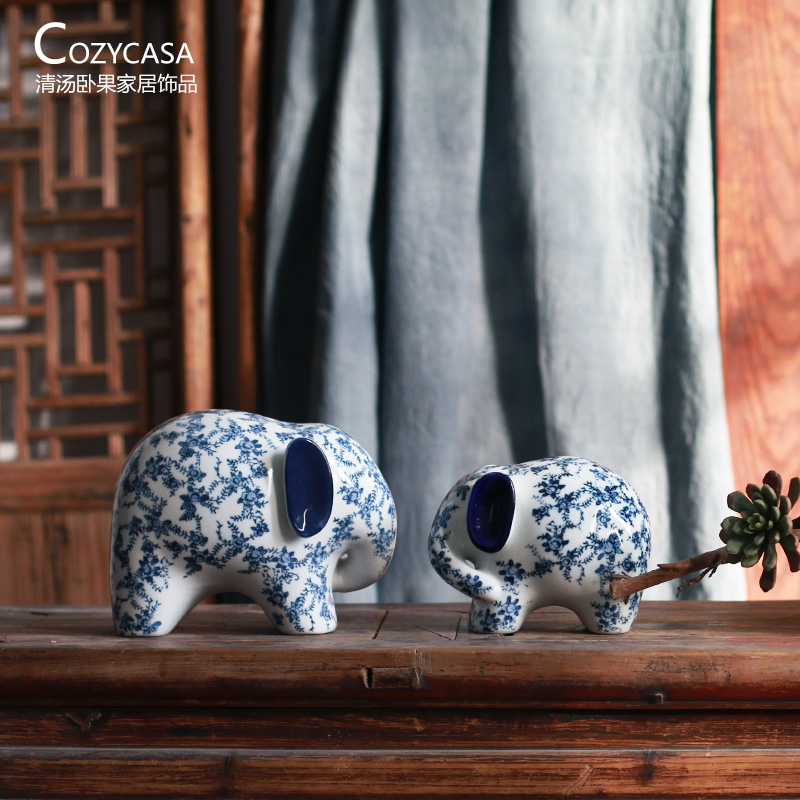 The Clear soup WoGuo wine accessories of new Chinese style ceramic elephant furnishing articles of jingdezhen blue and white porcelain household act the role ofing is tasted