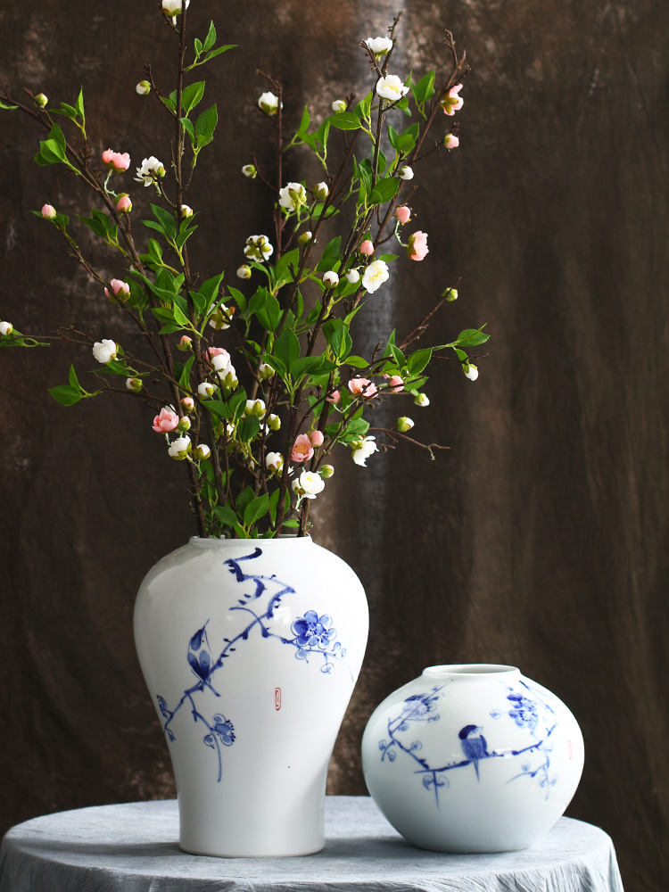 The Clear soup WoGuo ceramics jingdezhen blue and white porcelain vase furnishing articles Chinese wind of new Chinese hand - made wintersweet flowers