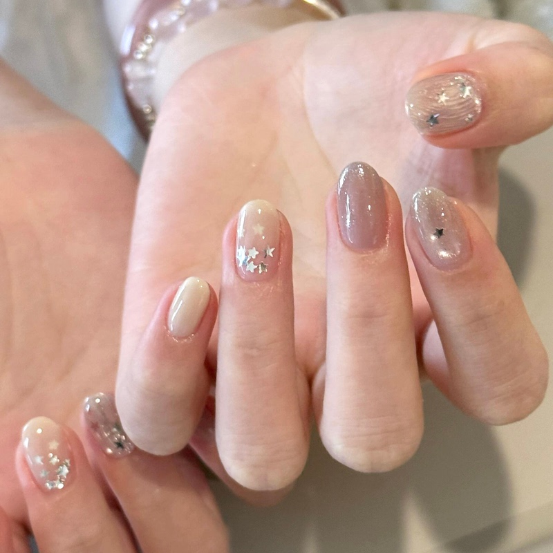 Handmade Press-On Nails ins Korean Style Cream Short Manicure Girly Soft and Fluffy Star Nails Brighten Skin Tone with a High-End Feel