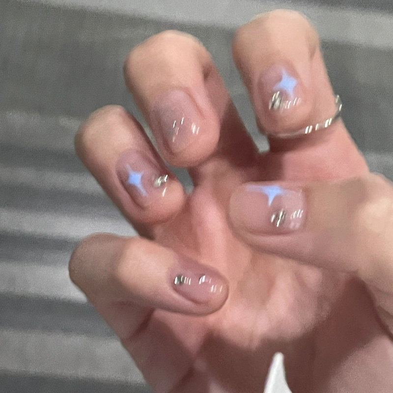 Handmade Nail Art with Milky Blue Star Nail Patches, Sparkling Crushed Diamond Glue, Short Style, Cute Nails, Whitening, Waterproof, for Students Handmade Nail Art with Milky Blue Star Nail Patches, Sparkling Crushed Diamond Glue, Short Style, Cute Nails, Whitening, Waterproof, for Students