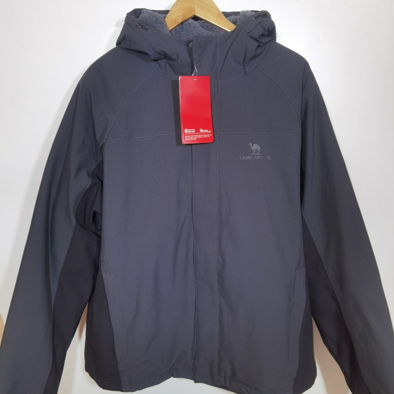 Authentic Clearance Camel Royal Series Padded and Fleece-Lined Jacket, Windproof, Waterproof, Warm, Breathable, Comfortable and Durable Authentic Clearance Camel Royal Series Padded and Fleece-Lined Jacket, Windproof, Waterproof, Warm, Breathable, Comfortable and Durable