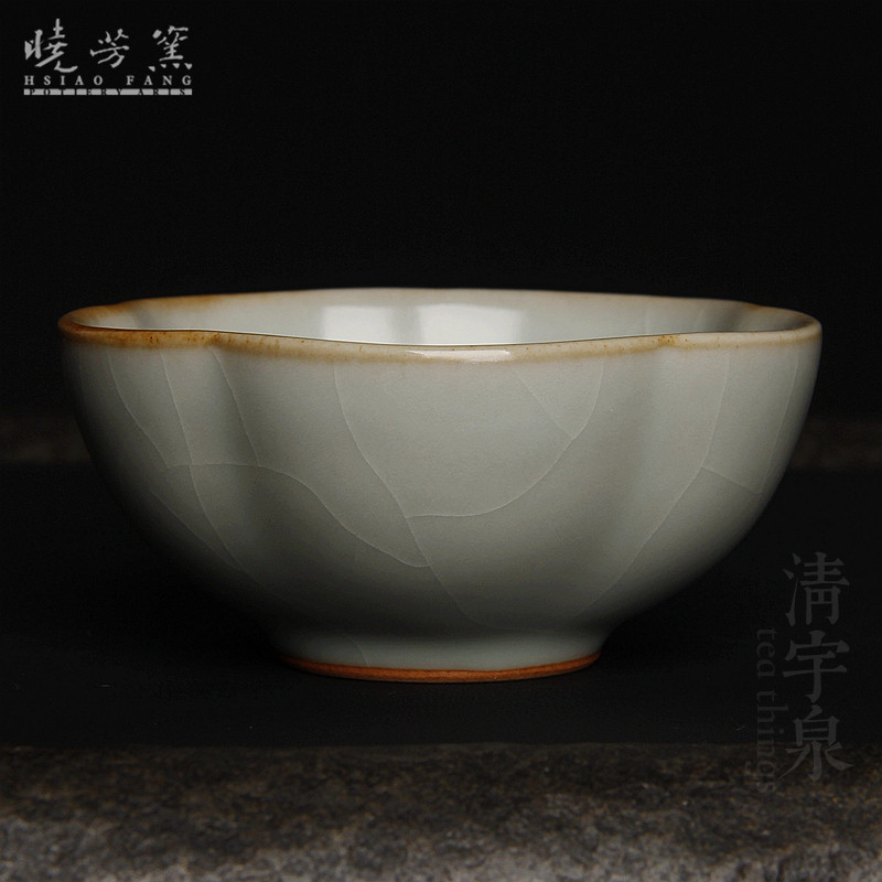 Taiwan's Cai Xiaofang tea cup Ru kiln Tianqing Plum Blossom Cup Xiaofang Kiln Master's Cup of Ru porcelain Kaifu Kung-fu Cup