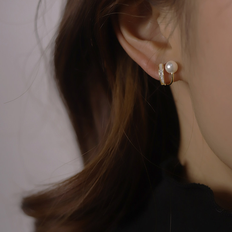 Original design natural mother mosquito incense plate ear hole without pain hundred and simple small clamp earring