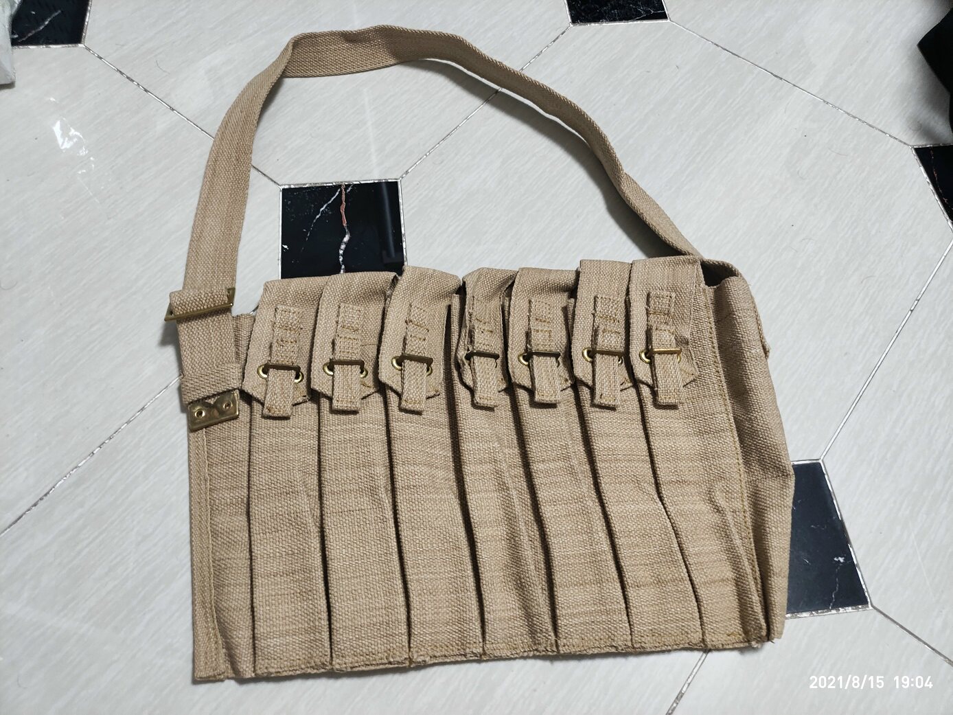 Imitation World War II STEN storage bag British P37 Stearns canvas backpack