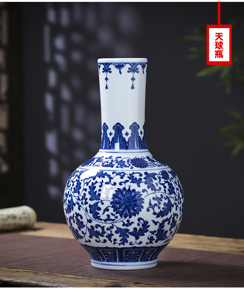 Jingdezhen ceramics antique Chinese blue and white porcelain vase household act the role ofing is tasted flower arranging rich ancient frame wine sitting room adornment