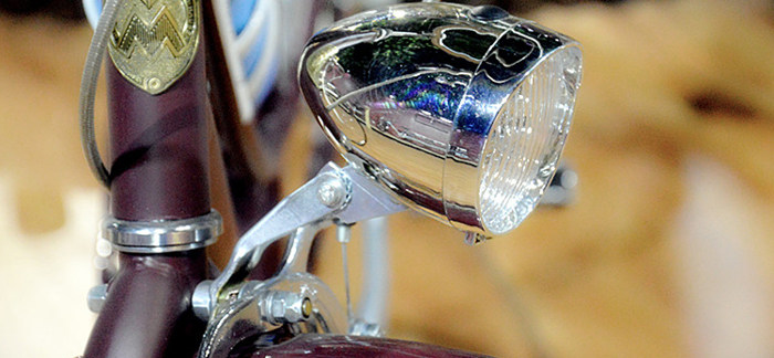 Lumière vélo - phare - Ref 2397828 Image 4