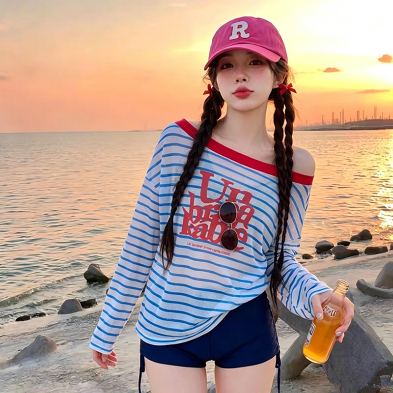 Long-Sleeved Three-Piece Swimsuit for Women, Covering the Body and Slimming, Suitable for Beach Vacations, Casual Off-Shoulder Cover-Up, High-End Spa Swimwear Long-Sleeved Three-Piece Swimsuit for Women, Covering the Body and Slimming, Suitable for Beach Vacations, Casual Off-Shoulder Cover-Up, High-End Spa Swimwear