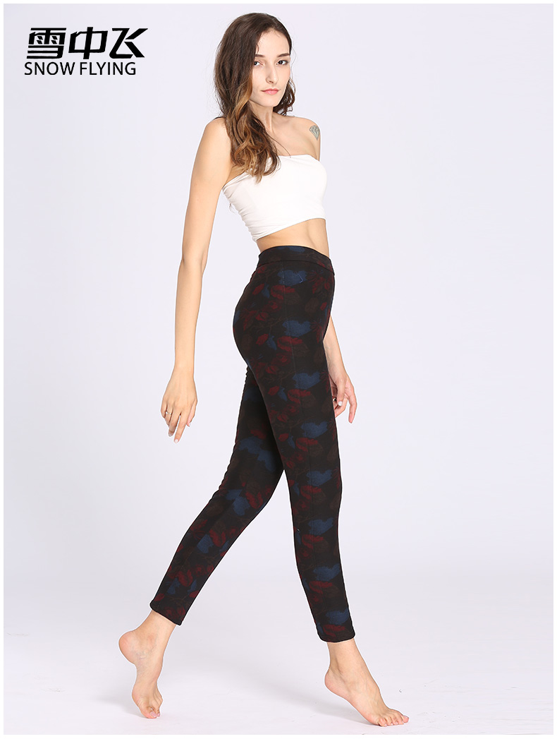 Quần lạc đà bay trong tuyết Phụ nữ mặc cộng với nhung Quần legging dày ba lớp mới quần cạp cao ấm áp cho mùa thu đông - Quần nóng lên quan am thu dong nam
