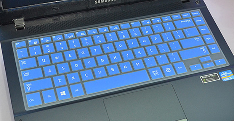 Samsung 270e4 series_05.jpg
