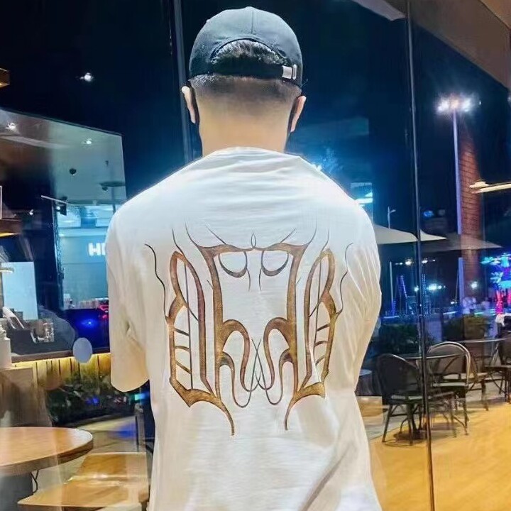 NASA 联名潮牌男装店
