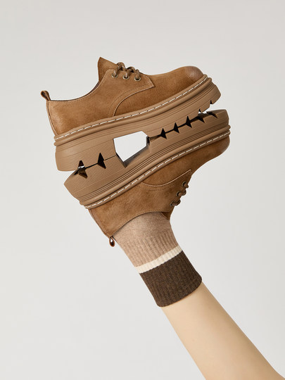 Work Shoes for Women 2026 New Spring Low-Top Martin Boots Thick-Soled Height-Increasing Large-Toe Women's Shoes Chunky Heel Small Leather Shoes