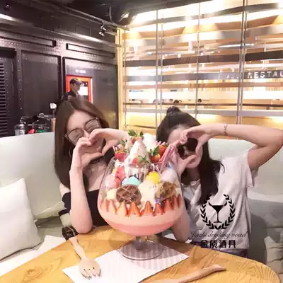 Drinking artifact bar KTV entertainment glass Big Beer Cup oversized abnormal brandy cup large national