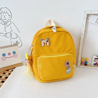 Большая желтая кукла