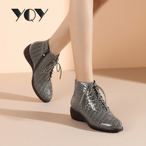 Thick-soled Martin boots female winter plus velvet leather womens boots 2021 New lace-up slope heel increase short boots children