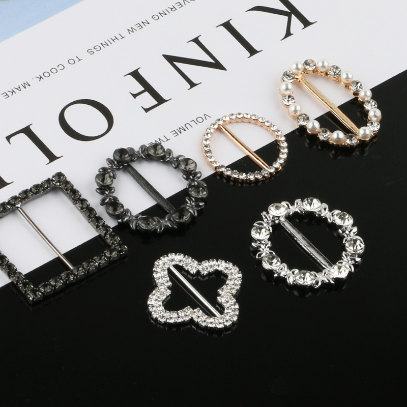 T-shirt wild buckle Korean women's silk scarf buckle black and white pearl summer clothes hem decorative buckle button buckle ring