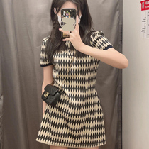 SANDRO MOCOLONI spring and summer new sweet retro-casseria with a high sense of high level and a little subservide dress.