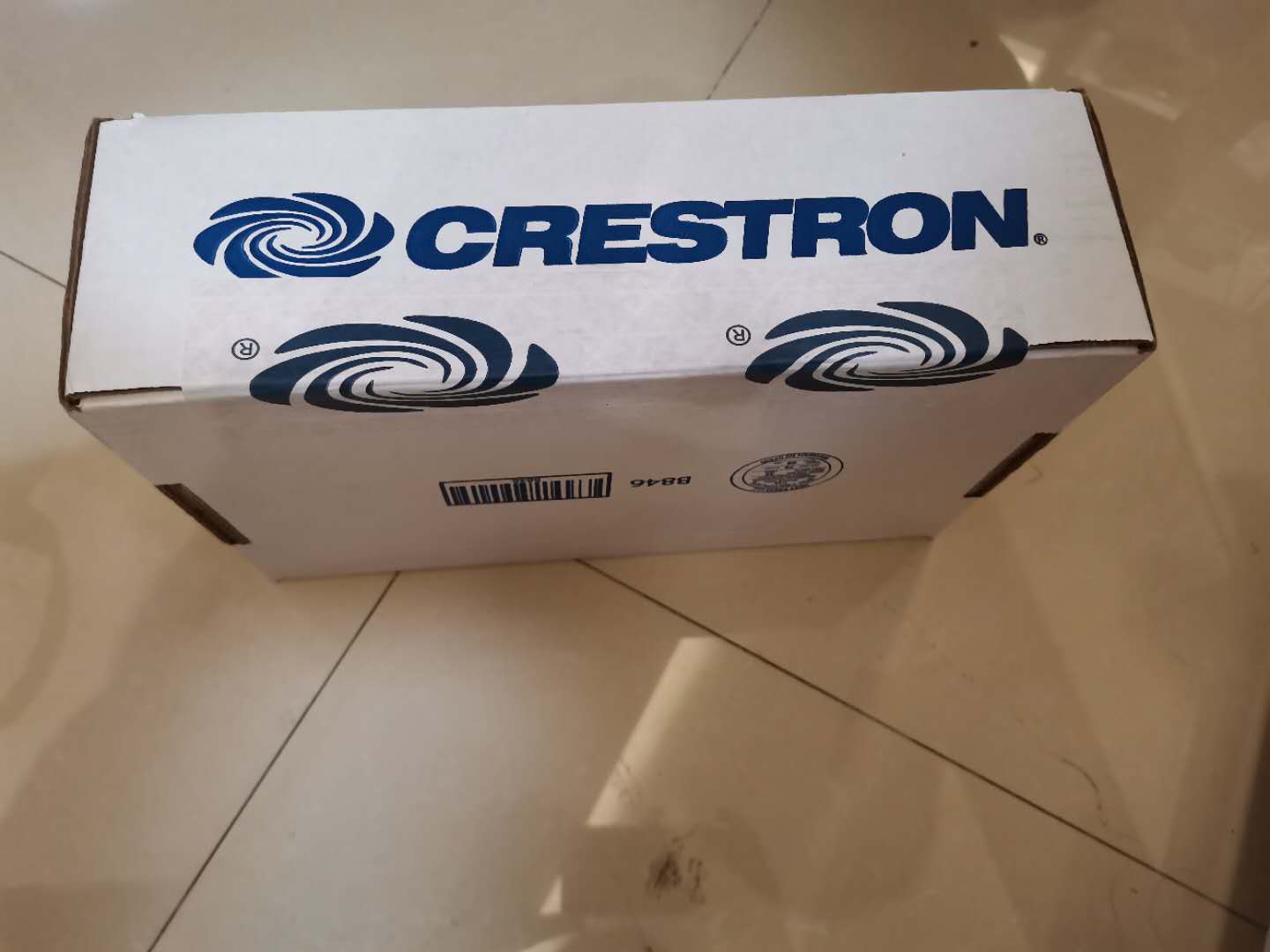 CRESTRON TSW-760-B W-S 7 inch touch screen
