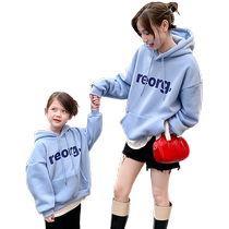 Childrens thickened sweatshirt new style hooded top for boys and girls warm winter clothing 2024 new trendy mother-child clothing