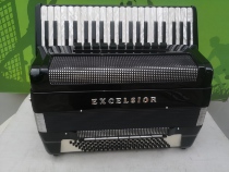 Italian original EXCELSIOR 120 bass four-row Reed double echo AC series playing accordion