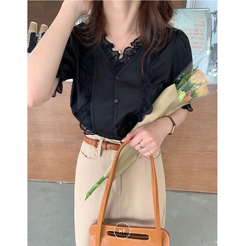 Summer Black Thin Shirt with Unique Lace Trim, Short-Sleeved Korean Style Chic Blouse for Women
