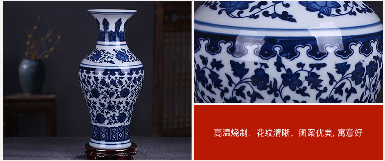 Jingdezhen ceramic vase of blue and white porcelain of modern Chinese style household craft supplies creative furnishing articles rich ancient frame, the living room