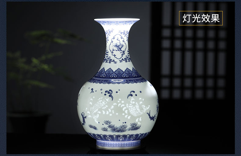 Jingdezhen ceramics vase furnishing articles, the sitting room is blue and white and exquisite ipads China Chinese flower arranging rich ancient frame craft ornaments