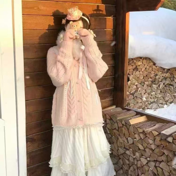 Maternity Wear Large Size Pink Twist Sweater Cardigan Jacket for Women in Autumn and Winter, Loose and Lazy Knitted Top That Does Not Show Pregnancy